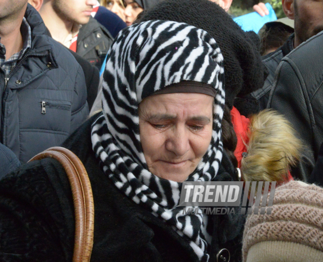 Azerbaijani public honors January 20 tragedy victims’ blessed memory.  Baku, 20 Jan. 2016